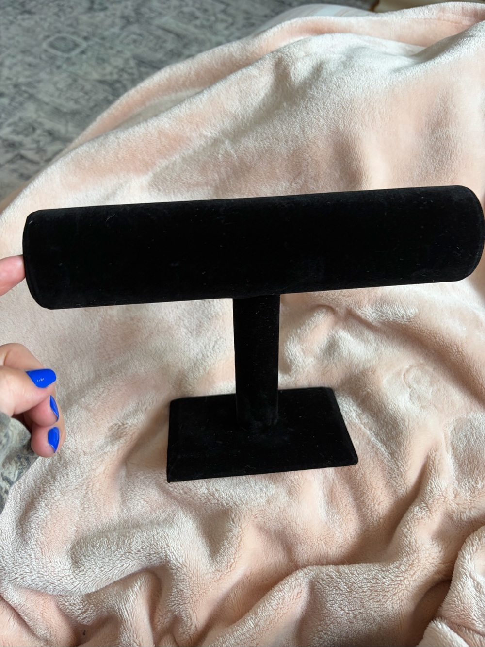 Black Velvet Jewelry T-Bar Display Stand - Picture 3 of 4